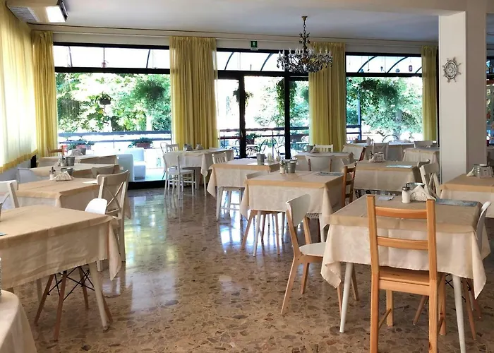 Hotel Lux
