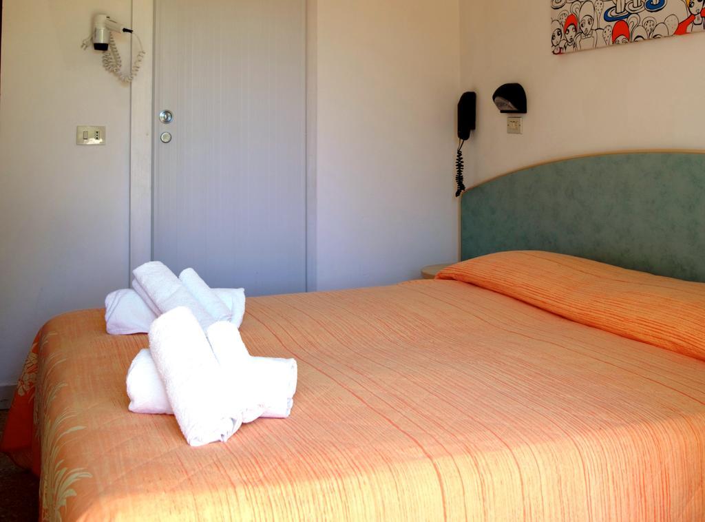 Hotel Lux 3*