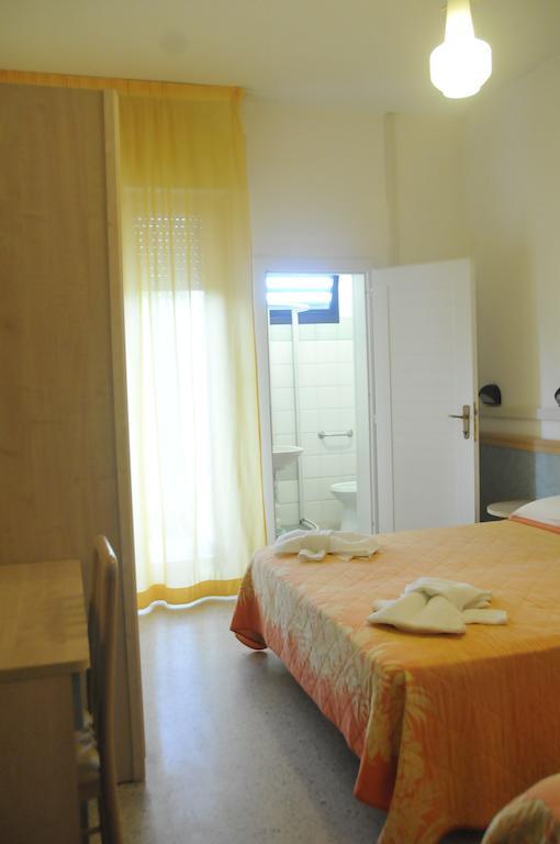 Hotel Lux 3*