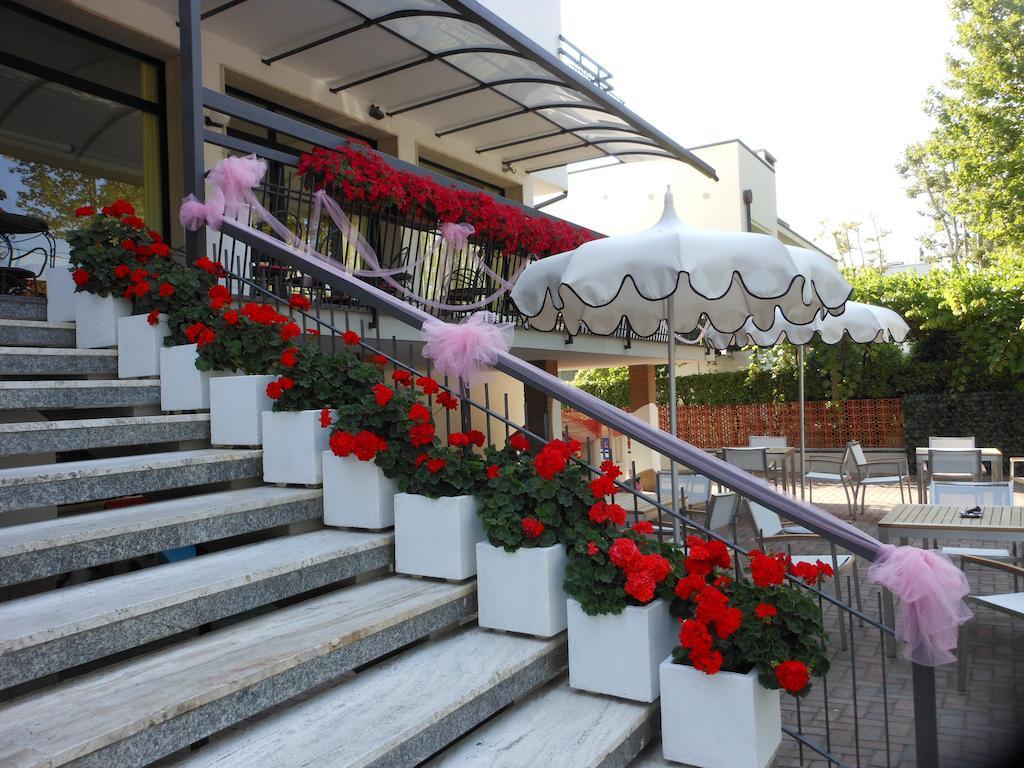 Hotel Lux