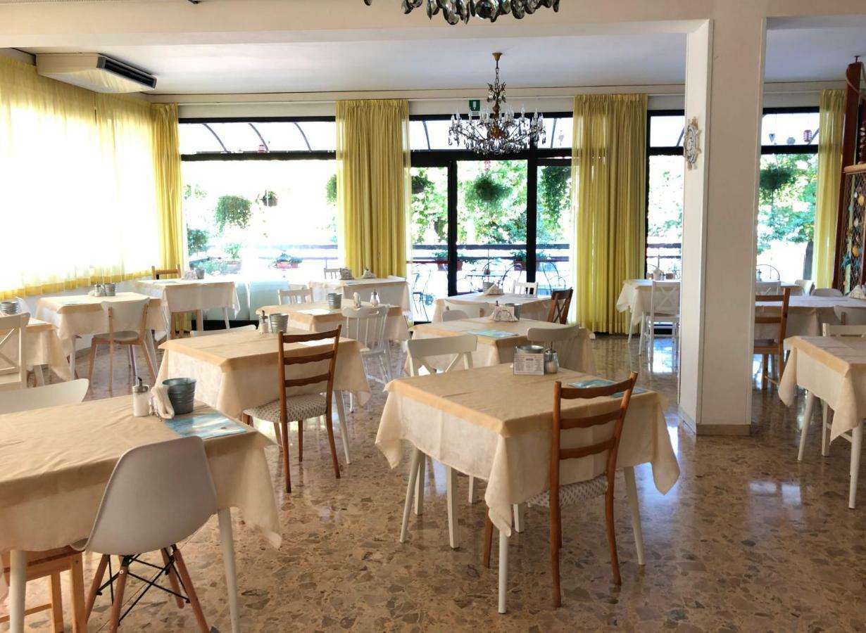 Hotel Lux Cesenatico