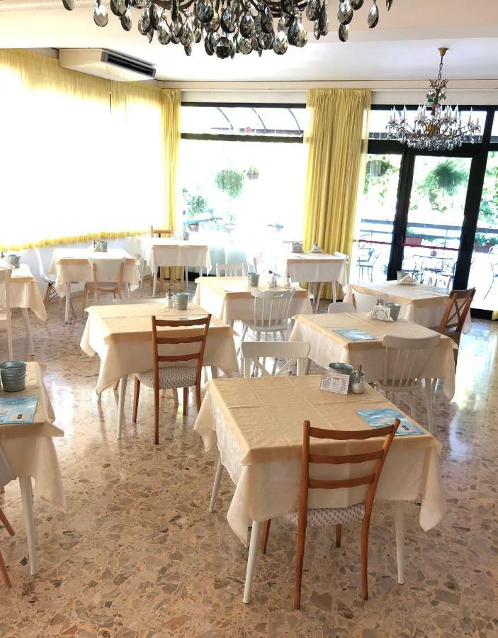 Lux Hotel